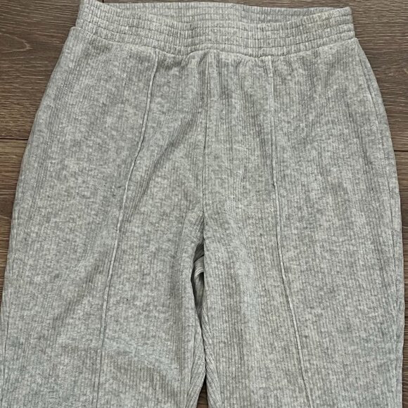 Aerie Gray Ribbed Velour Flare Lounge High Waisted Pants Size Small Regular - Picture 3 of 14